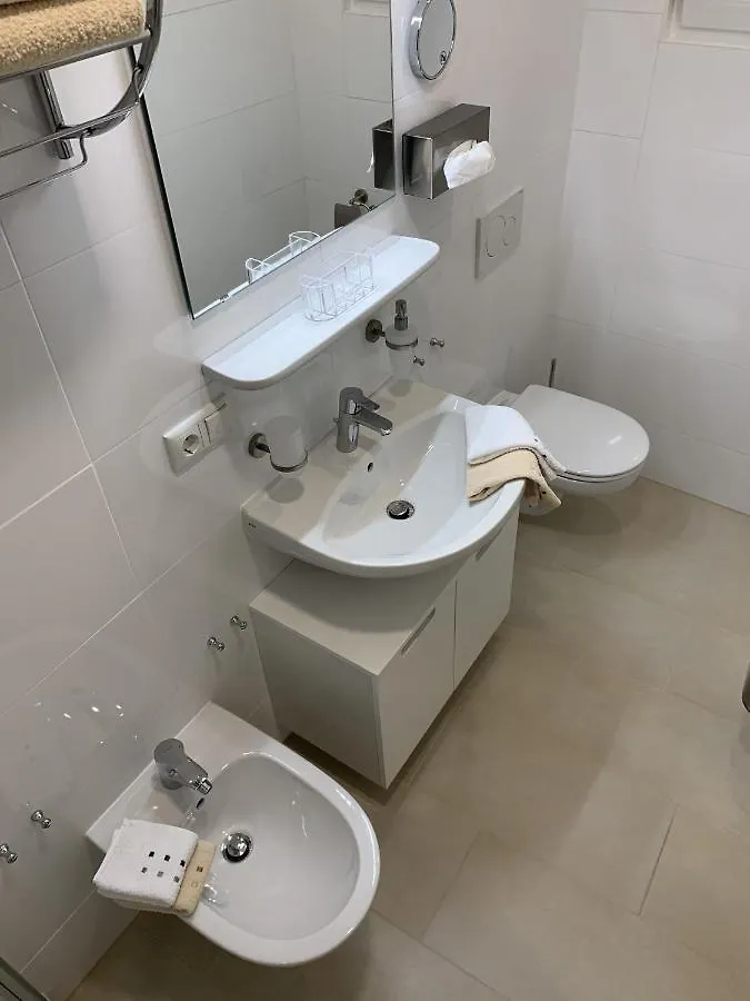 Apartment Ferienwohnung Am Regierungsplatz Landshut